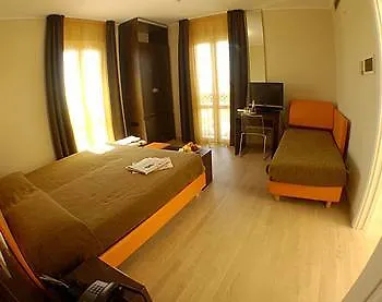 Arianna Hotel 3*
